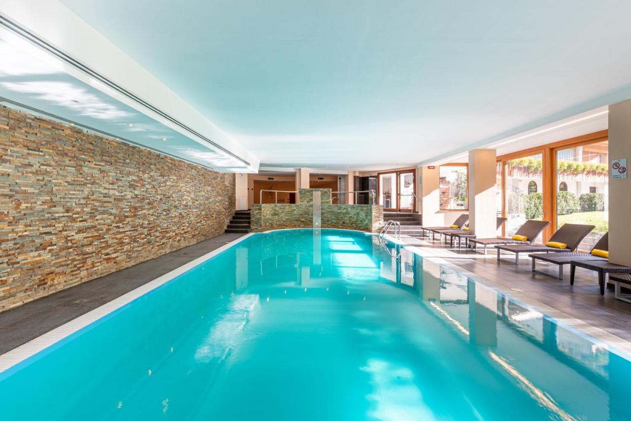 Hotel La Perla 4*